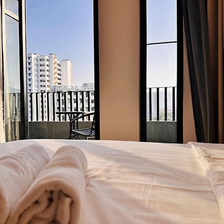 New Georgetown Instagramable 2Br Homestay For 10Pax 无敌美景两房民宿 Beacon Executive Suite Dış mekan fotoğraf