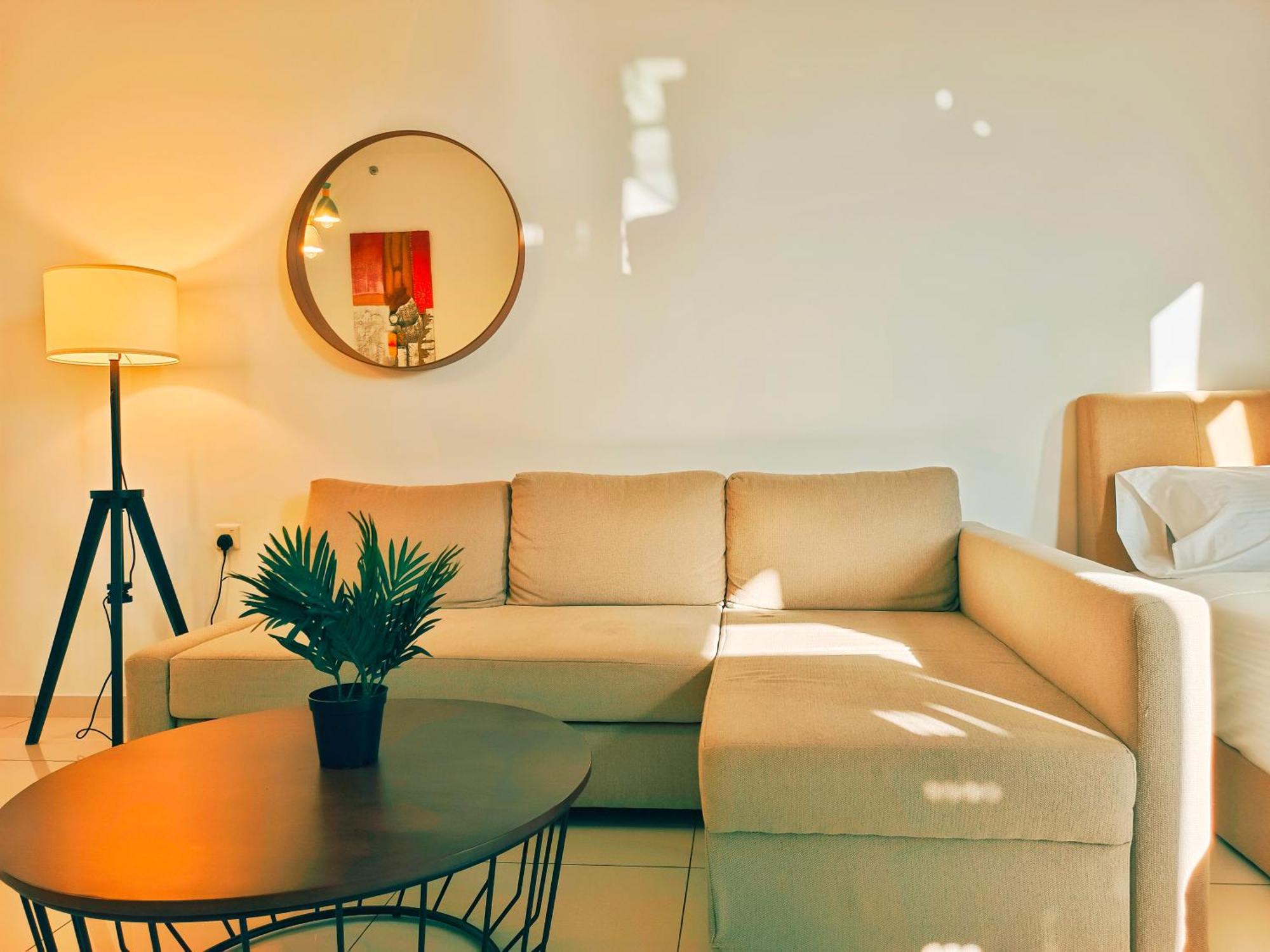 New Georgetown Instagramable 2Br Homestay For 10Pax 无敌美景两房民宿 Beacon Executive Suite Dış mekan fotoğraf