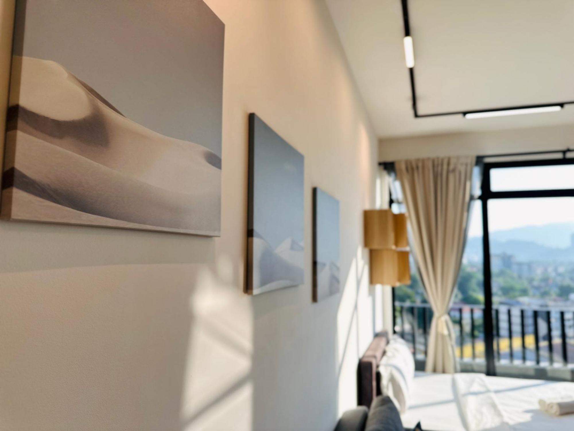 New Georgetown Instagramable 2Br Homestay For 10Pax 无敌美景两房民宿 Beacon Executive Suite Dış mekan fotoğraf